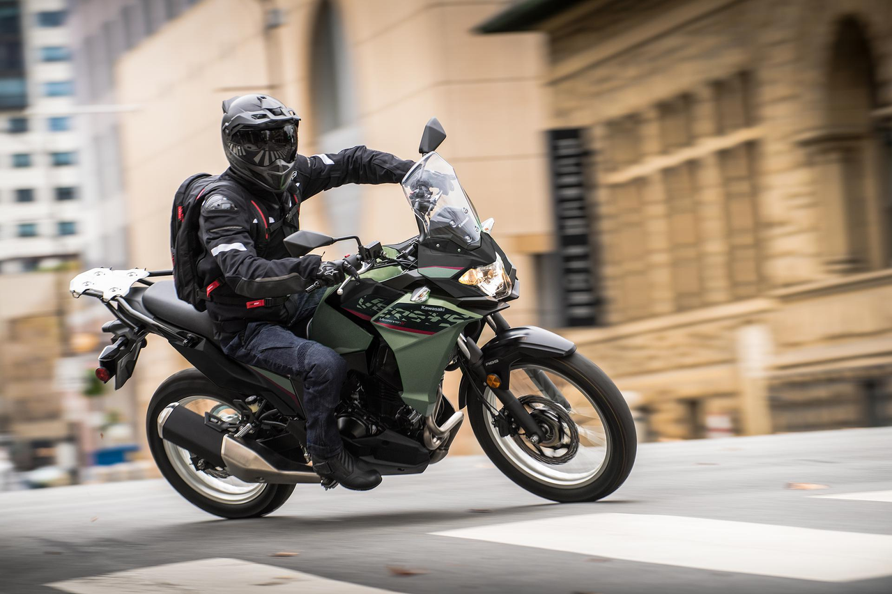 Versys 300 price online