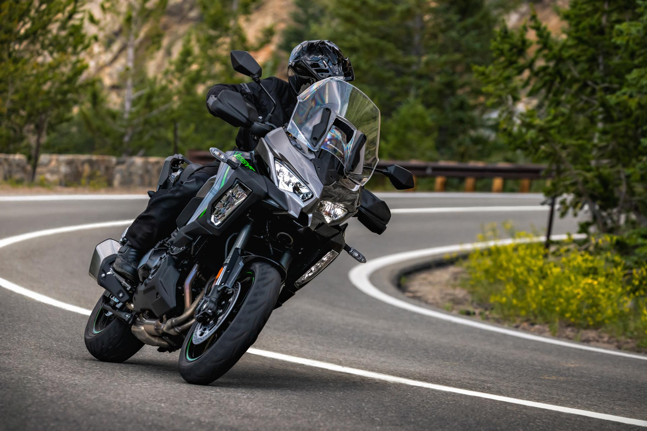 Long-travel suspension and sporty 17” wheels